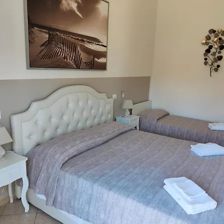 Vittoria Apartahotel Tirrenia