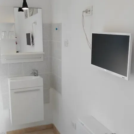 Vittoria Apartahotel