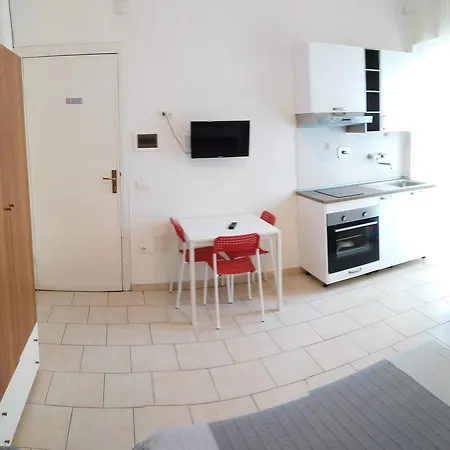 Vittoria Apartahotel